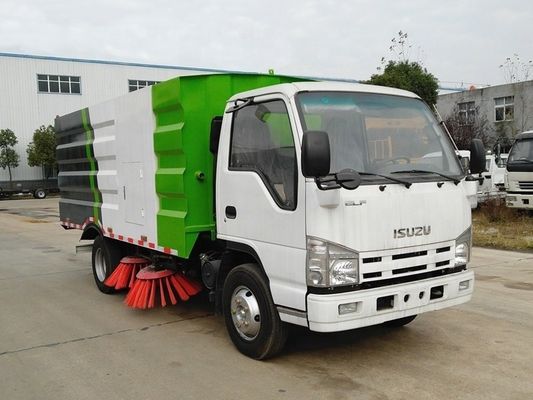 ISUZU รถบรรทุกพิเศษ 3cbm รถบรรทุกล้างถนน เครื่องล้างถนนขนาดเล็ก