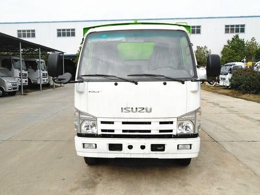 ISUZU รถบรรทุกพิเศษ 3cbm รถบรรทุกล้างถนน เครื่องล้างถนนขนาดเล็ก
