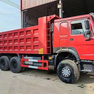 Sinotruk HOWO รถขนของ Euro 3 6X4 รถขนของ 375Hp 20 CBM รถขนของ 40 ตัน