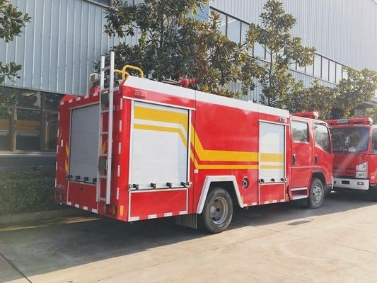 ISUZU 4X2 700P รถบรรทุกดับเพลิง รถบรรทุกช่วยเหลือไฟขนาดเล็ก 4cbm 5cbm