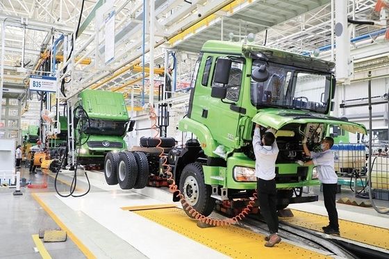 SHACMAN F2000 F3000 H3000 X3000 หัวรถตักรถยนต์ 40 60 80 100 ตัน
