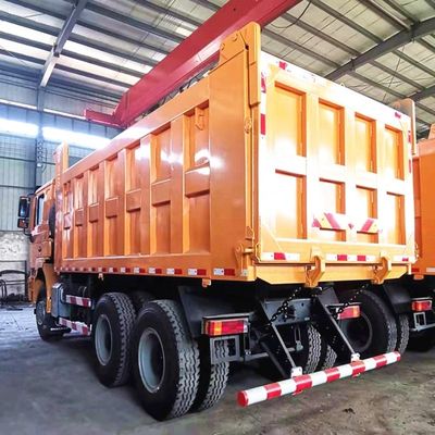 ชายจีน Shacman 8X4 50tons 60tons ขนาดรถบรรทุกขยะมาตรฐาน