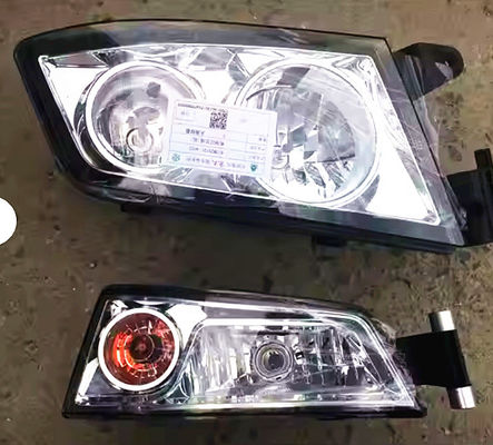 Sinotruk Howo Shacman C7H รถบรรทุกอะไหล่ 812W25101-6002 ขวาด้านหน้าแสงสว่าง ไฟหน้าเพื่อเปลี่ยน