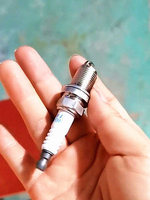 Sinotruk HOWO Shacman VG1560080701 เครื่องยนต์อะไหล่ ติดเชื้อเพลิงเดิมเพื่อเปลี่ยน