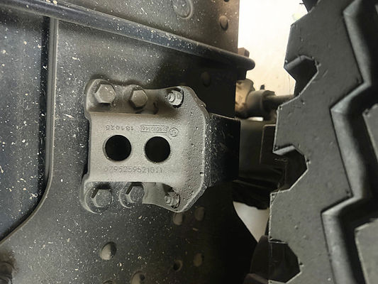 ชิ้นส่วนอะไหล่ Shacman รถบรรทุก F2000/F3000/X3000 หลังสปริงลิมิตบล็อก DZ95259521011 ชิ้นส่วนระบบแขวนเดิม