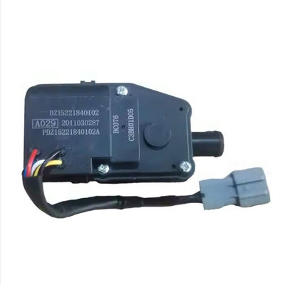 รถหัวลากสำหรับงานหนัก ฐานล้อ 500 มม. ความจุเชื้อเพลิง 600 ลิตร + 300 ลิตร และความสามารถในการรับน้ำหนักเพลาหน้า 7 ตัน / 9 ตัน